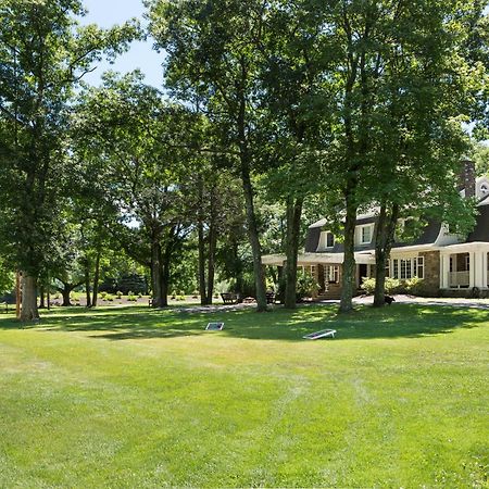 Pocono Manor Resort And Spa Exterior photo