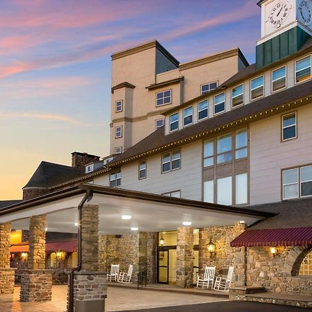 Pocono Manor Resort And Spa Exterior photo