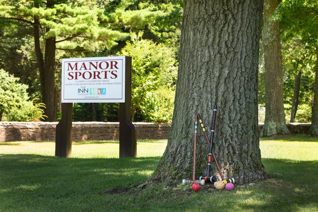 Pocono Manor Resort And Spa Exterior photo